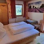 Apartamento Ladner By Interhome