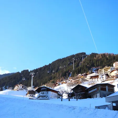 Ladner By Interhome Каппль